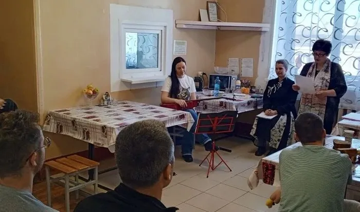 Фото: участники клуба творческих людей "Клубень"