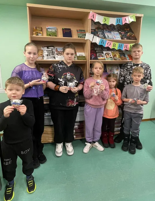 Фото: Участники мастер-класса с готовыми работами