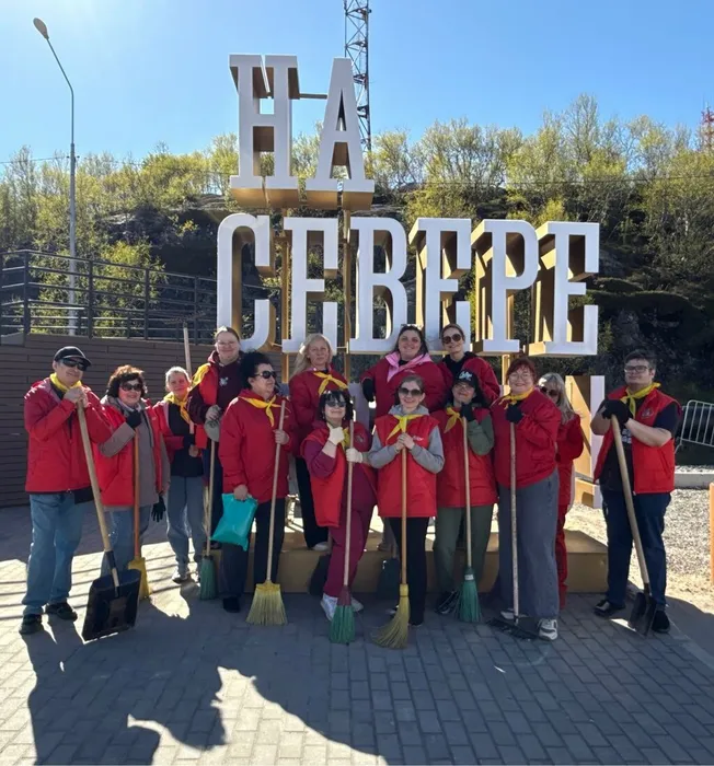 Коллектив ЦКБО на субботнике