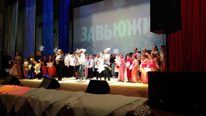 2023 год в Центре культуры и библиотечного обслуживания Заозерска открылся Фестивалем зимнего творчества "Мой Снежный край"